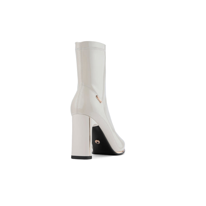 Botin Via Uno DF2797 Blanco Off Napa Charol Taco 9 cm