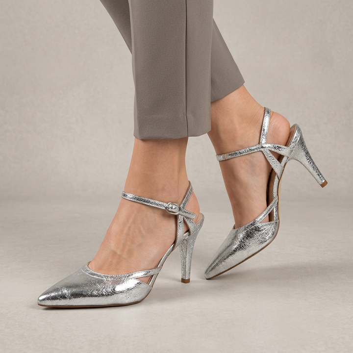 Acercamiento del Zapato Mariotta 14563-08 Plata