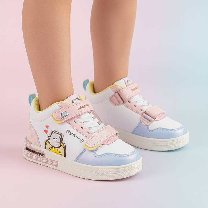 Detalle de pies con Bananya BNA005 Rosado